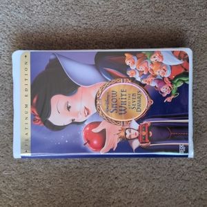 Snow White Platinum Edition VHS